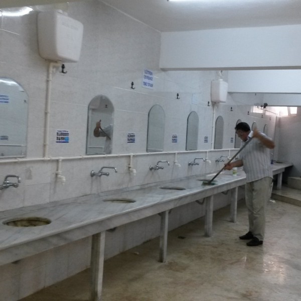 Camiler İçin Depolu Sabunluk Sistemi