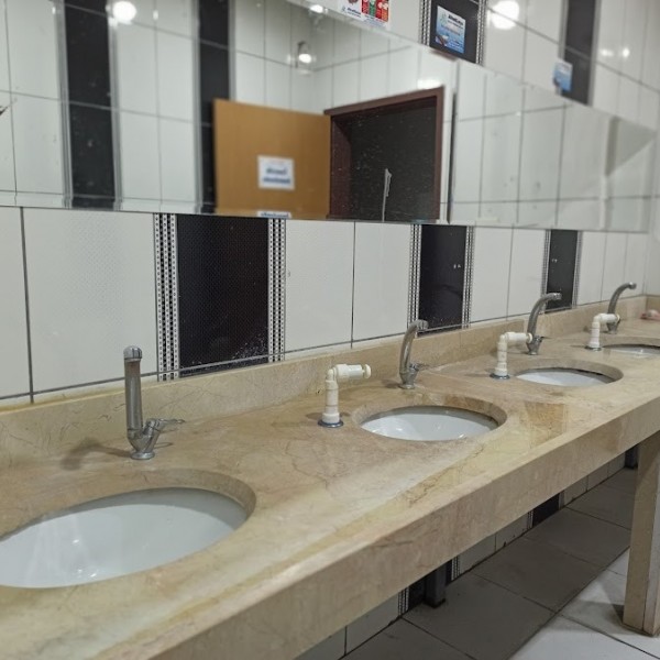 Okullar İçin Depolu Sabunluk Sistemi