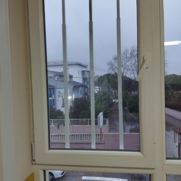 Pencere Güvenlik Korkuluğu