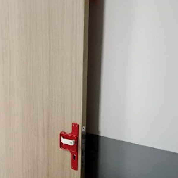 Üçgen Anahtarlı Kapı Sabitleme Kilit Sistemleri