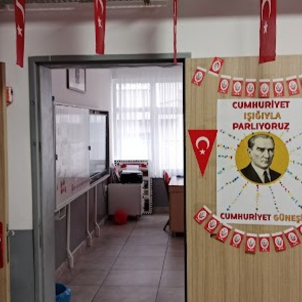 Üçgen Anahtarlı Kapı Sabitleme Kilit Sistemleri